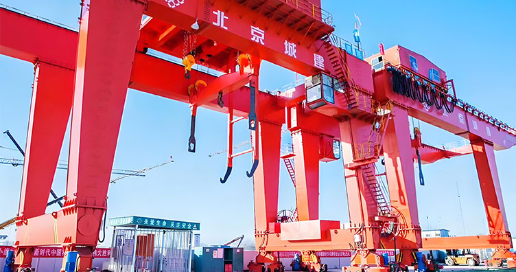 Gantry Crane with Shield