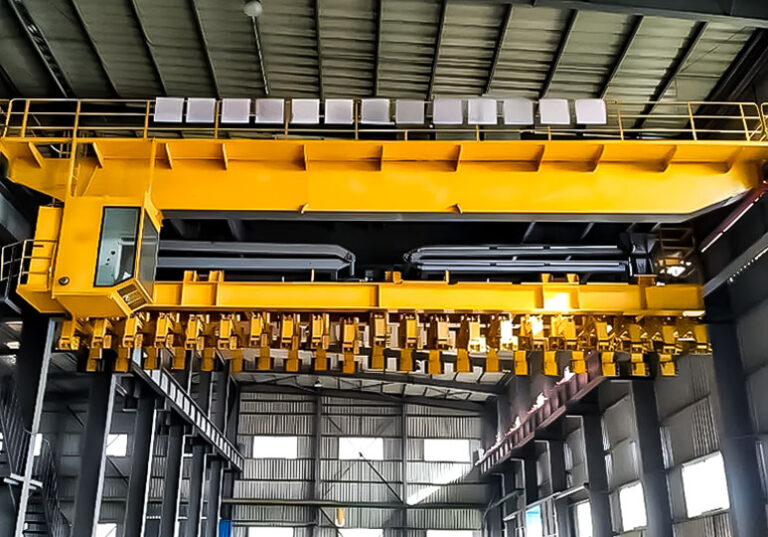 Anode carbon block stacking crane