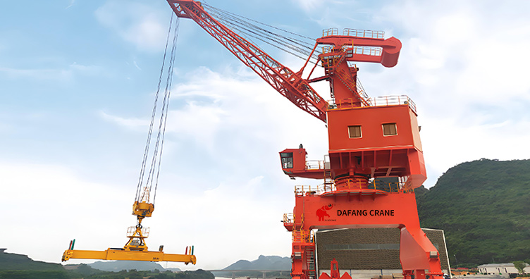 dock portal crane