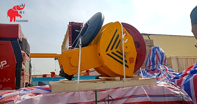 30-ton-Double-Girder-Overhead-Crane-Export-to -Brazi-3-grab