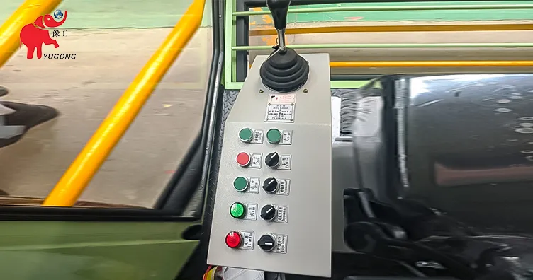 30-ton-Double-Girder-Overhead-Crane-Export-to -Brazi-control