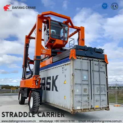 container-straddle-carrier-