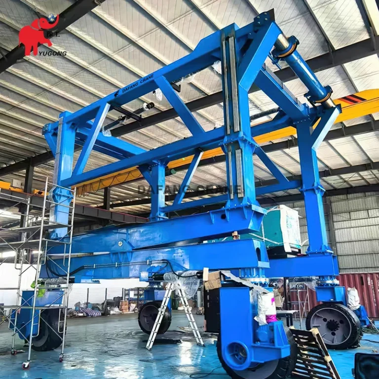 container straddle carrier