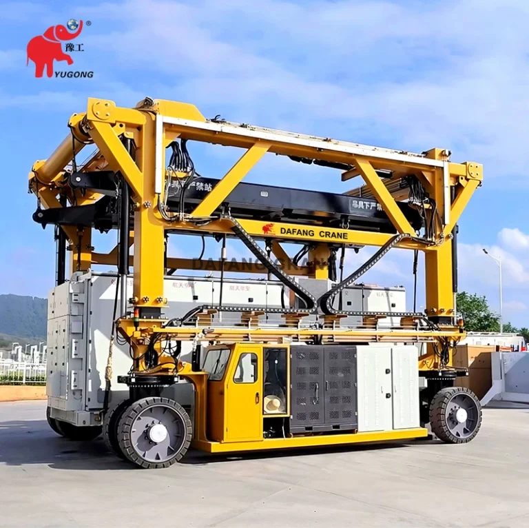 container straddle carrier