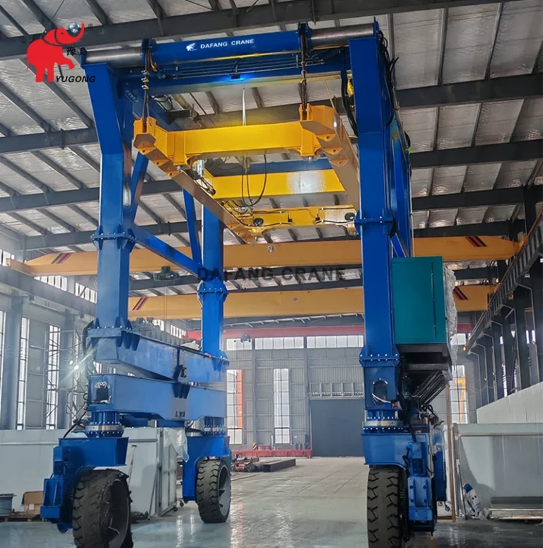 container straddle carrier