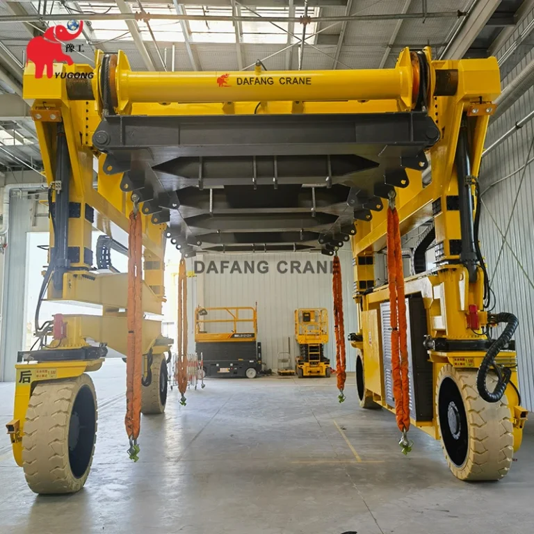 container straddle carrier
