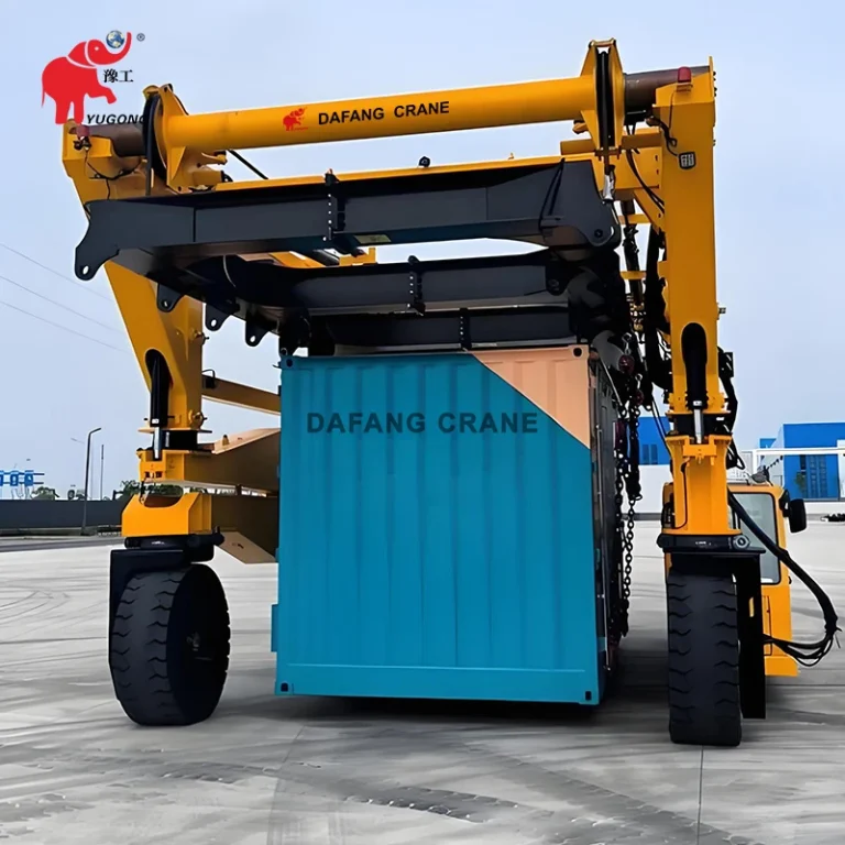 container straddle carrier