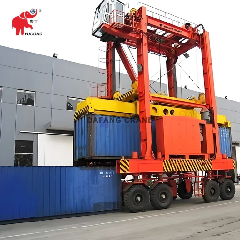 container straddle carrier
