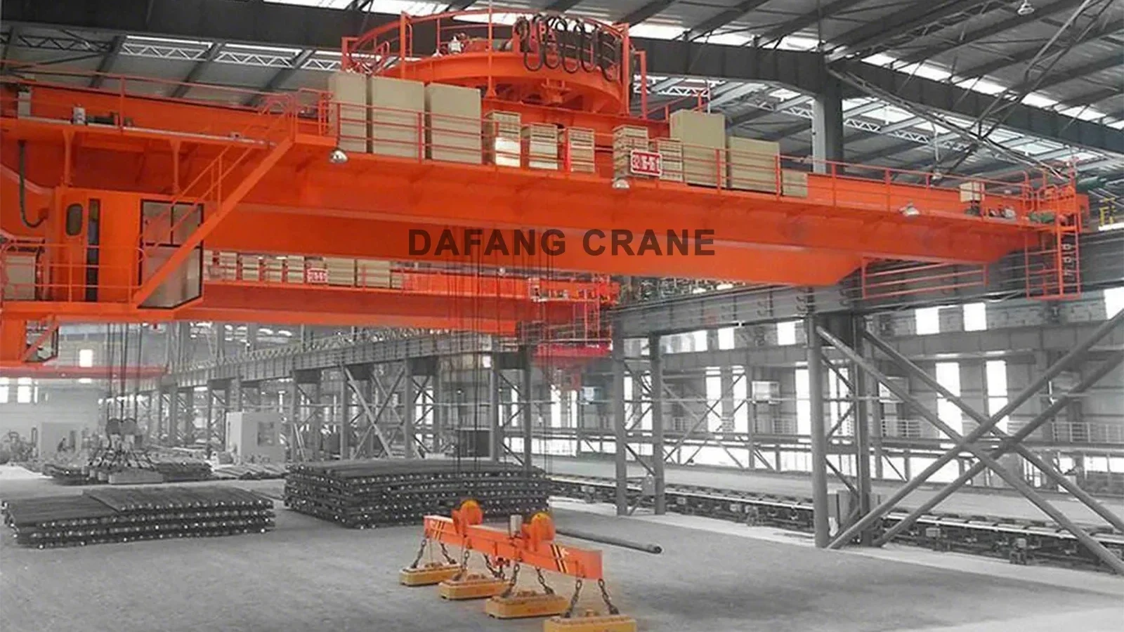 Grúa puente de haz electromagnético QCL