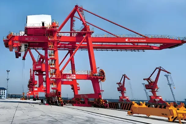 STS-container-crane-Main-07