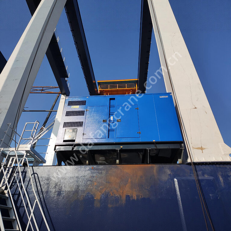 rtg-crane-diesel-generator-set-closeup