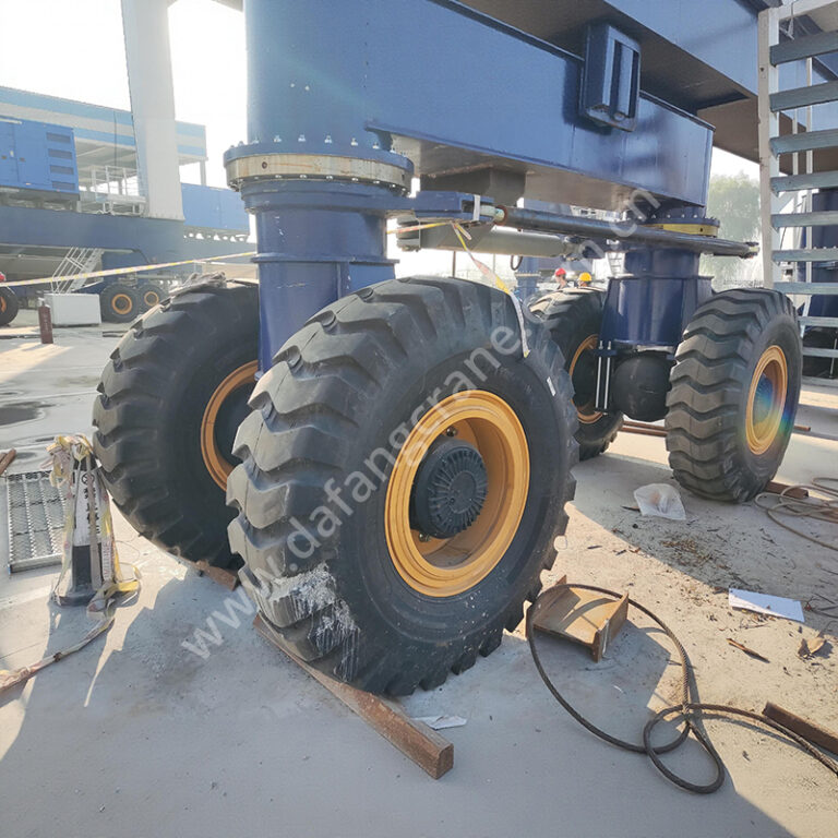 rtg-crane-rubber-tyred-wheels-closeup