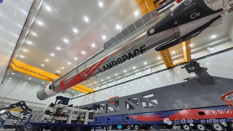 dafang-overhead-crane-lifting